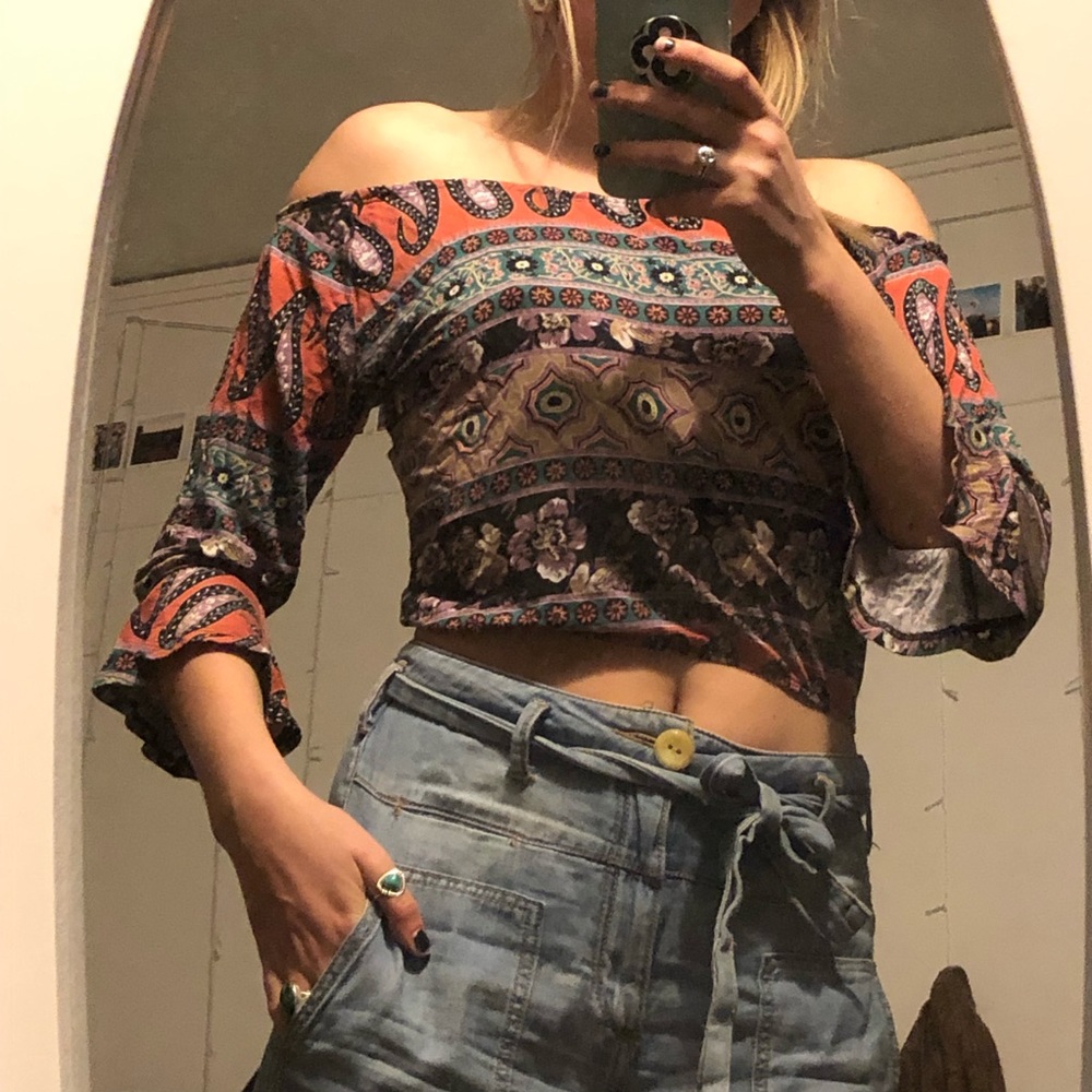 LA Heart patterned top